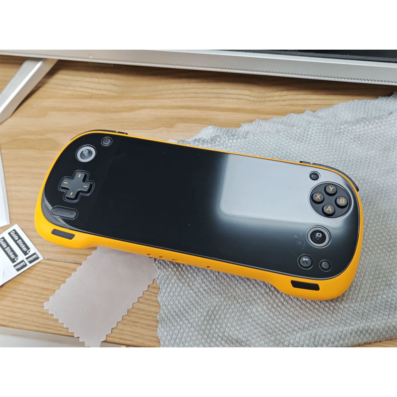 Pellicola Protettiva KONKR Poc - Gaming Console Definition recensione e prezzo